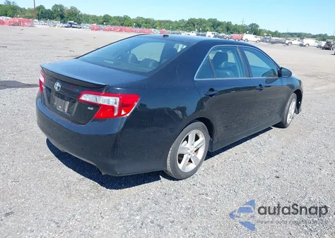2012 Toyota Camry Se z USA, uszkodzony, nr VIN 4T1BF1FKXCU072709